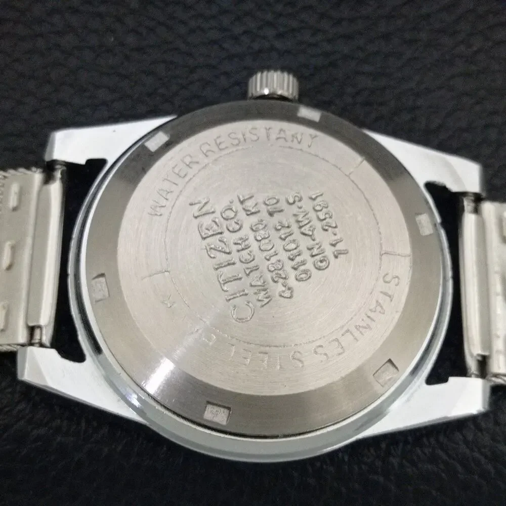 Vintage 1972 Citizen Automatic Mens Silver Watch W/daydate & Green accents